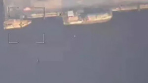 UAV Lancet tấn công tàu đổ bộ duy nhất của Ukraine