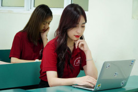 Ngành Thương mại điện tử xét tuyển tổ hợp môn nào?