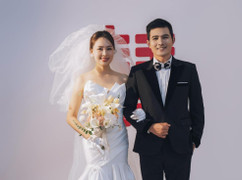 Hồng Diễm chụp ảnh cưới bên mỹ nam phim 'Gia đình mình vui bất thình lình'