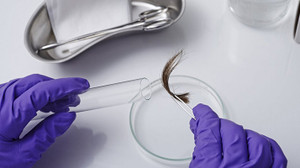 Đưa 3 người đàn ông xét nghiệm ADN, cô gái vẫn không tìm được cha cho con 