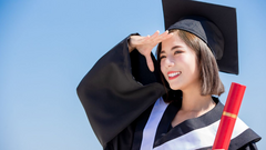 Bằng đại học tại chức và chính quy có giống nhau?