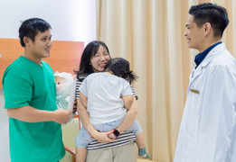 Vinmec 'sửa' trái tim cho bệnh nhi 3 tuổi bằng phương pháp phẫu thuật nội soi toàn bộ