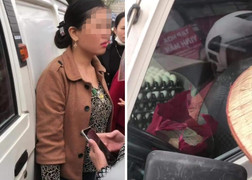 Người bán trứng phát hiện chiếc túi lạ chứa cả tỷ đồng trên xe