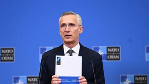 Ông Stoltenberg cảnh báo NATO phạm 'sai lầm lịch sử'