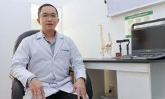 Bác sĩ Trần Minh đồng hành chia sẻ và chăm sóc bệnh nhân thoái hóa khớp
