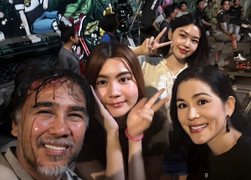 Sao Việt 15/3: Con gái Quyền Linh đến phim trường, Hồng Nhung khoe bạn trai