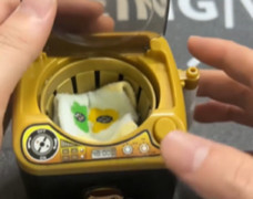 Máy giặt mini vừa túi tiền, vừa túi quần