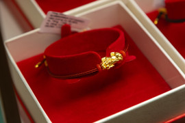 Giá vàng hôm nay 19/3: Hồi phục nhẹ