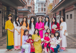 Grand World: 'Phố thời trang' đón hàng nghìn du khách tới check-in mỗi ngày