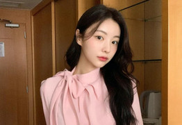 Các kiểu sơ mi nữ tay bồng mang đến vẻ đẹp dịu dàng