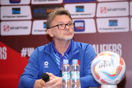 Trực tiếp họp báo Indonesia vs Việt Nam: HLV Troussier nói gì sau thất bại?