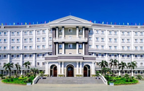 Ôm tiền tỷ bỏ trốn, giáo viên đình công... loạt lùm xùm ở trường quốc tế