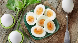 Ăn trứng liên tục có tốt?