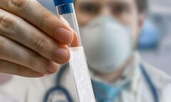 Bi hài người đàn ông hồ hởi đi hiến tinh trùng rồi lập tức bỏ về vì lý do này