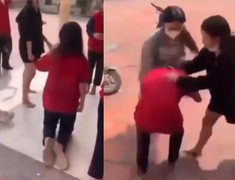 Nữ sinh ở Hà Nội bị đánh hội đồng, quỳ gối van xin