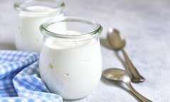 Nên ăn bao nhiêu hộp sữa chua một ngày?