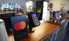 Mastercard đẩy nhanh tốc độ thanh toán xuyên biên giới 
