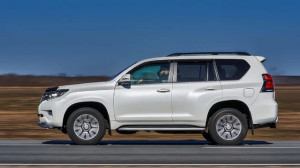 Ô tô cũ ít sử dụng thì bao lâu nên nổ máy một lần?