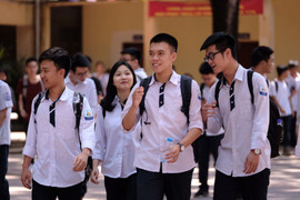 Trường chuyên Ngoại ngữ không xét tuyển thẳng, thi trong 1 buổi duy nhất