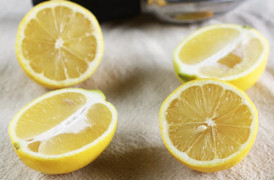 Quả chanh nên bổ dọc hay bổ ngang?