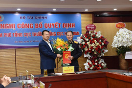 Bộ Tài chính bổ nhiệm Phó tổng cục trưởng Tổng cục Hải quan mới