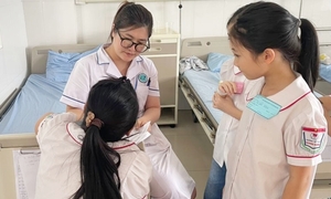 Hơn 30 học sinh nhập viện sau bữa ăn bán trú