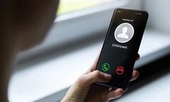 Gọi hiệu trưởng liên tục đòi giảm bài tập về nhà, ông bố bị cảnh sát bắt 
