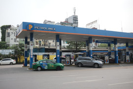 Bộ trưởng Công Thương yêu cầu thực hiện nghiêm quy định hóa đơn điện tử xăng dầu