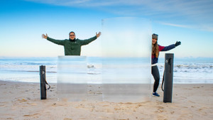 Tấm 'áo choàng' giúp con người tàng hình như trong phim, giá 68 USD