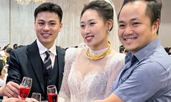 Bác sỹ Hà Nội bất ngờ được mời ăn cưới nữ bệnh nhân 6 năm trước
