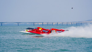 Việt Nam dẫn đầu bảng xếp hạng đồng đội tại giải thuyền máy nhà nghề thế giới 