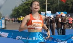 Nguyễn Thị Oanh săn kỷ lục tại Phú Quốc Marathon 2025