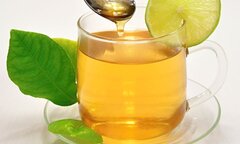 Uống nước chanh pha mật ong có giải rượu bia?