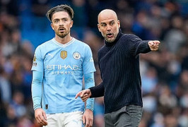 Pep Guardiola mắng học trò ngay trên sân