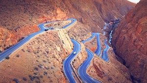 Cung đường đèo dài 160 km nguy hiểm nhất thế giới