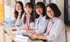 Muốn làm quản lý nghệ sĩ nên chọn học ngành nào?