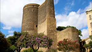 Kiến trúc kỳ lạ của tháp cổ 900 tuổi ở vùng Kavkaz