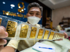 Giá vàng hôm nay 3/4: Tăng sốc, lập đỉnh mới lịch sử