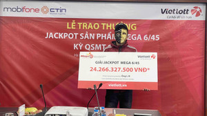 ‘Săn’ độc đắc 300 tỷ đồng, người đàn ông bất ngờ trúng Jackpot hơn 24 tỷ