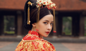 Rộ tin đóng phim cổ trang Trung Quốc, Chi Pu nói gì?