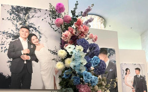 Đám cưới của Quang Hải dùng 10.000 bông hoa tươi đắt tiền