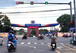 Vượt đèn đỏ có bị giữ xe?