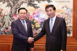 Chủ tịch Quốc hội hội kiến Chủ tịch Chính hiệp toàn quốc Trung Quốc