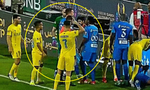 Bị đuổi khỏi sân, Ronaldo dọa đánh trọng tài