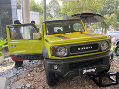 Mẫu xe địa hình độc đáo Suzuki Jimny giá từ 789 triệu đồng