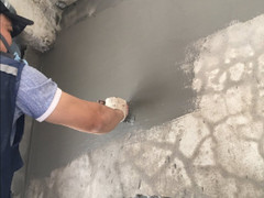 Cách chống thấm tường ngoài trời bằng xi măng 