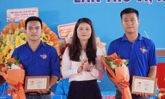 Cứu 3 người đuối nước, hai anh em sinh đôi được trao Huy hiệu Tuổi trẻ dũng cảm