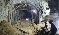 Cận cảnh khắc phục sạt lở hầm Bãi Gió để thông tuyến đường sắt Bắc - Nam