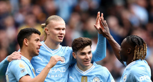 Trực tiếp bóng đá Man City 5-1 Luton Town: Chiến thắng tưng bừng