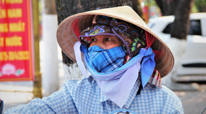 Dự báo thời tiết ngày 14/4: Bắc Bộ tăng nhiệt, Nam Bộ nắng gắt 38 độ C